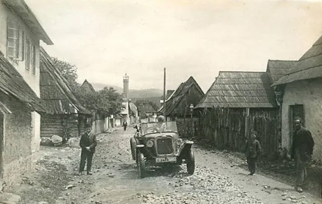 Seoska ulica u jugoslovenskoj kraljevini